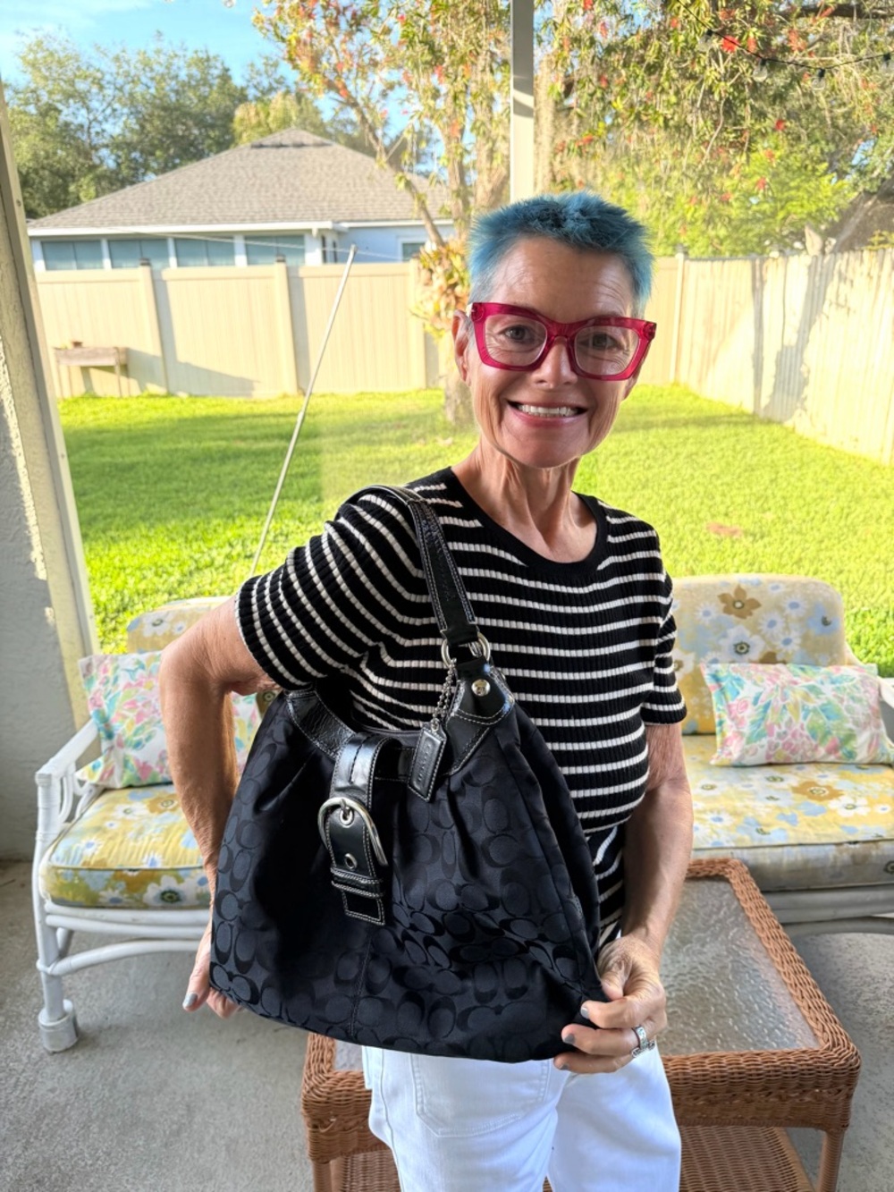 Coach Soho Lynn Signature Hobo Bag F15083 Black Leather Trim Y2K Vintage Classic